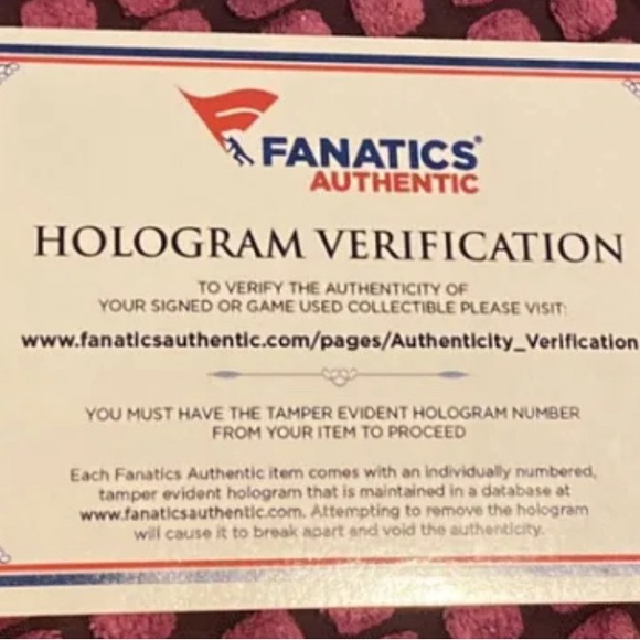 Corey Perry Signed 1st Hat trick HAT 2010 New W Case With Cert Of Authenticity - Picture 4 of 5